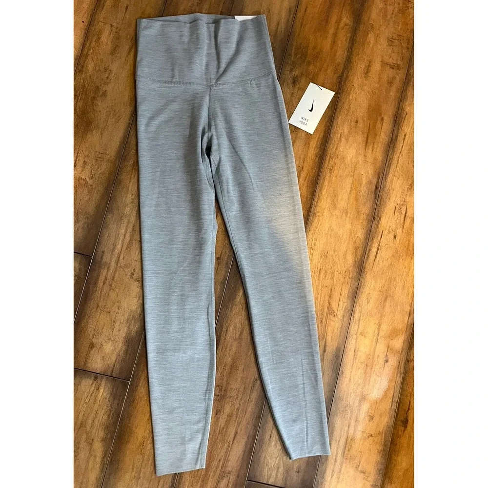 Nike Leggings THE YOGA‎ LUXE 7/8 Silver grey Size XS NEW